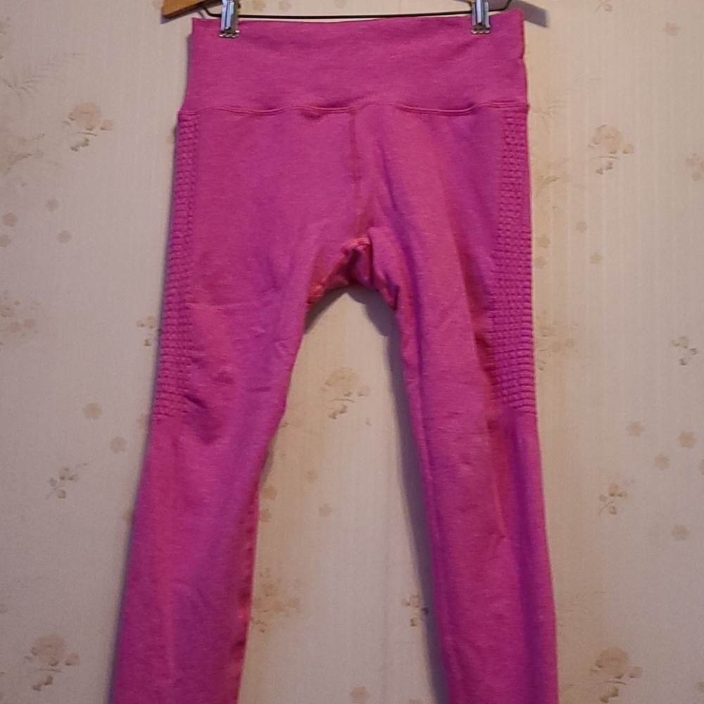 Alphalete Halo leggings in Hot Pink size XL